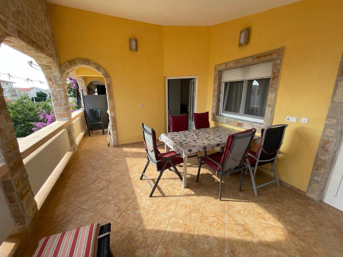 Apartements Delfin Vir Extérieur photo