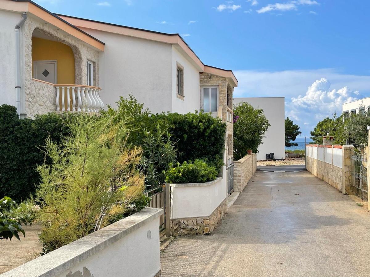 Apartements Delfin Vir Extérieur photo