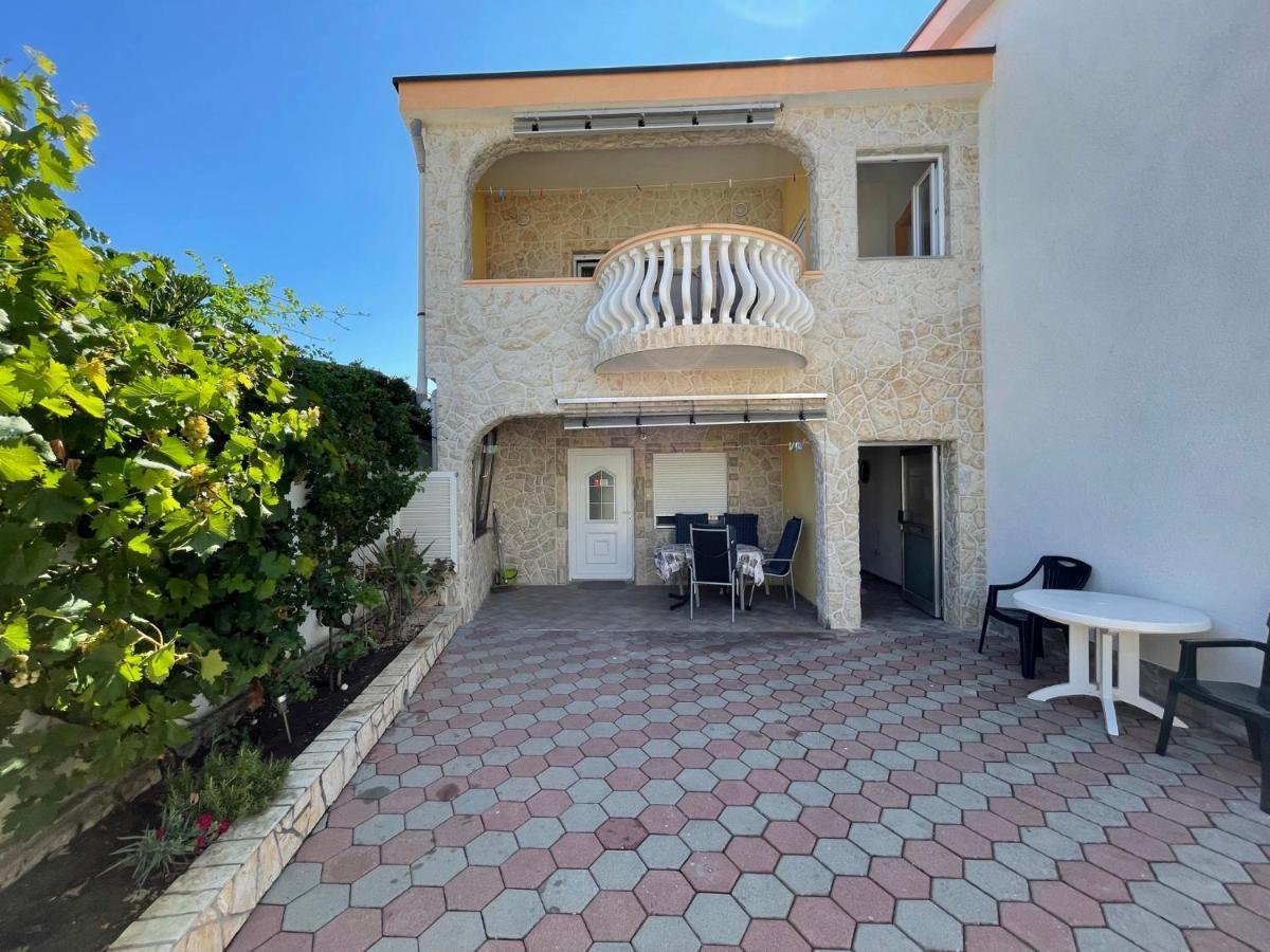 Apartements Delfin Vir Extérieur photo