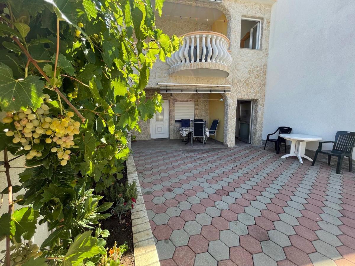 Apartements Delfin Vir Extérieur photo